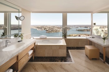 Horizon Sydney Harbour Suite 1 King, Club Lounge Access (High Floor)