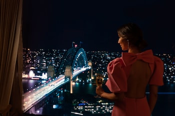 Executive Sydney Harbour 2 Double Beds (High Floor)