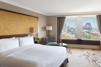 Deluxe Harbour Bridge King Room