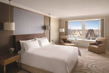 Presidential Suite, Club Lounge Access (High Floor)