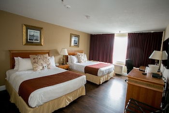 Basic Room, 2 Queen Beds, Refrigerator & Microwave (with Mini-Fridge)