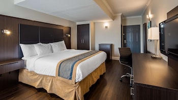 Standard Room, 1 King Bed, Non Smoking, Balcony