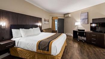 Standard Room, 1 King Bed, Non Smoking, Balcony