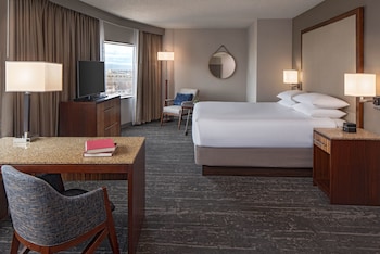 Deluxe Room, 1 King Bed