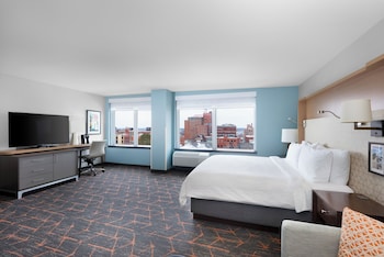 Premium Room, 1 King Bed with Sofa bed, Corner