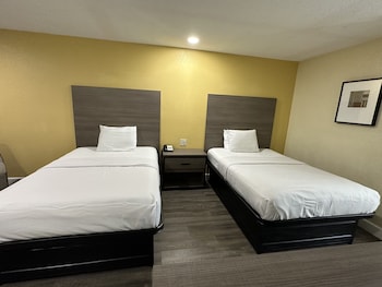 Standard Double Room, 2 Double Beds, Non Smoking