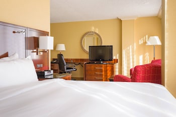 Club Room, 1 King Bed
