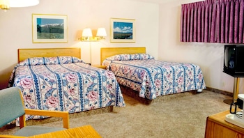 Room, 2 Queen Beds, Non Smoking