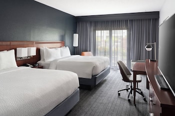 Suite, Multiple Beds, Non Smoking