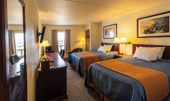 Standard Room, 2 Queen Beds, Non Smoking