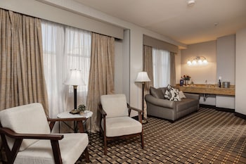 Suite, 1 King Bed, Non Smoking
