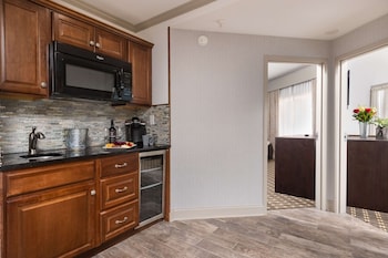 Presidential Suite, 2 Queen Beds, Non Smoking