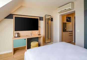 Room, 1 Queen Bed, Kitchenette