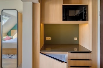 Room, 1 Queen Bed, Kitchenette