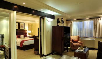 Presidential Suite, 1 Queen Bed, Ensuite, City View (Presidential Suite)