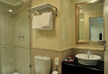 Standard Twin Room, 2 Twin Beds, Ensuite, City View (Standard Twin Room)