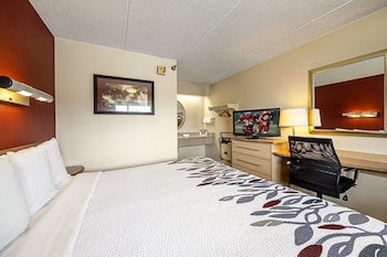 Deluxe Room, 1 King Bed (Smoke Free)