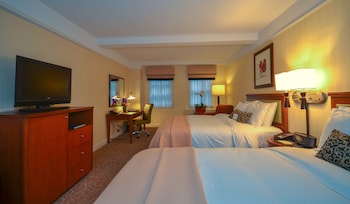 Deluxe Room, 2 Queen Beds