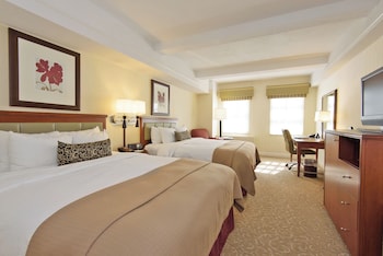 Deluxe Room, 2 Queen Beds