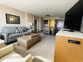 Luxury Suite, 1 King Bed