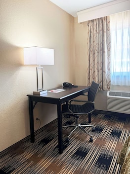 Room, 1 King Bed, Accessible, Non Smoking
