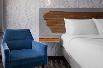 Standard Room, 2 Double Beds, Non Smoking, Refrigerator & Microwave
