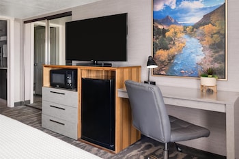 Family Room, Multiple Beds, Non Smoking, Refrigerator & Microwave