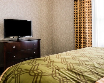 Standard Room, 2 Queen Beds, Non Smoking