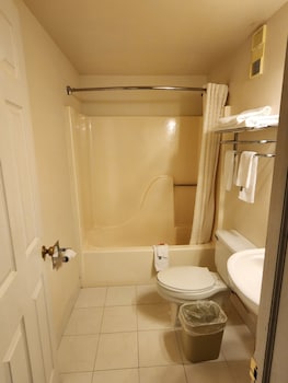 Standard Room, 2 Queen Beds, Non Smoking