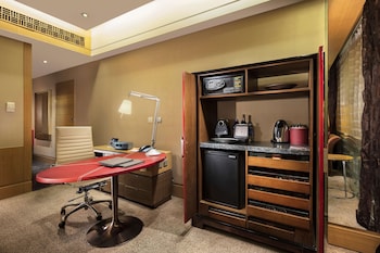 Executive Room, 1 King Bed