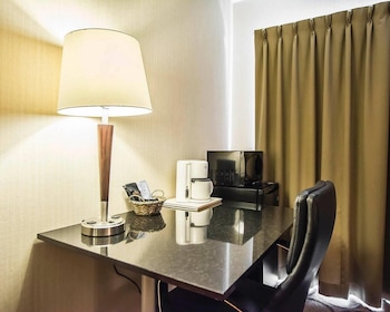 Standard Room, 1 Queen Bed with Sofa bed, Non Smoking