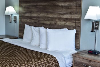 Room, 1 King Bed, Non Smoking