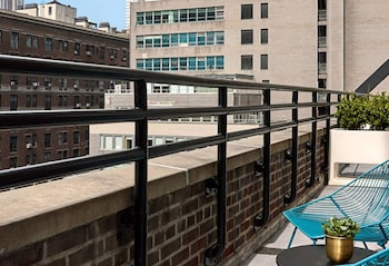 Suite, Balcony (James Renwick)