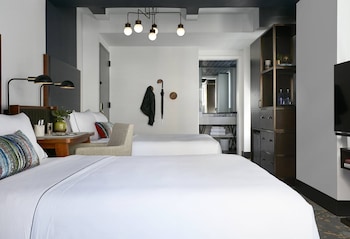 Room, 2 Queen Beds, Accessible (Gallery)