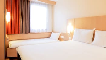 Standard Room, Multiple Beds