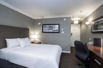 Standard Room, 1 Queen Bed (Selkirk Building)