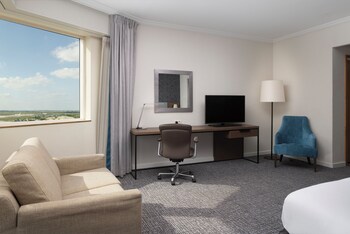 Family Room, 2 Bedrooms