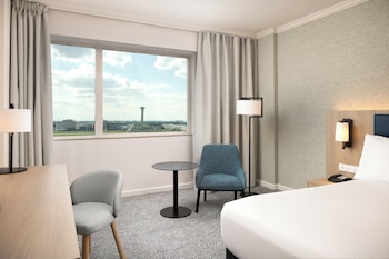 Executive Room, 1 King Bed (Newly Renovated)