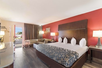 Standard Room, 1 King Bed, Smoking