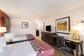 Standard Double Room, 2 Double Beds, Non Smoking