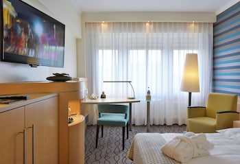 Business Room, 1 Queen Bed
