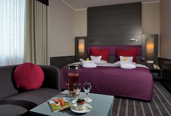 Deluxe Room, 1 Double Bed (Converts to 2 Twin Beds)