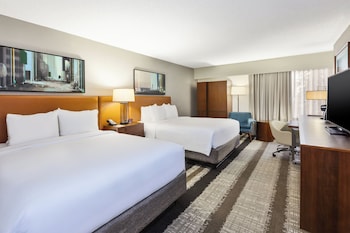 Premium Room, 2 Queen Beds, Accessible Bathtub (Communications, Accessible Tub)