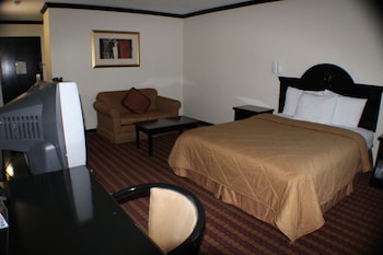 Standard Room, 1 Queen Bed