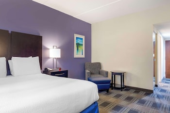 Standard Room, 1 Queen Bed, Accessible, Non Smoking