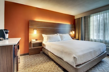 Standard Room, 1 Double Bed, Accessible (Communications)