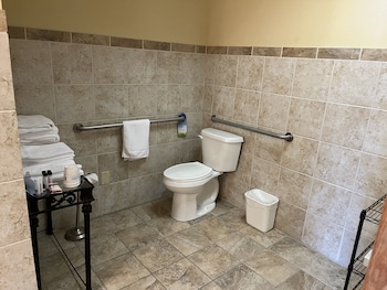 Room, 1 Queen Bed, Accessible, Non Smoking (Mobility, North Tower)