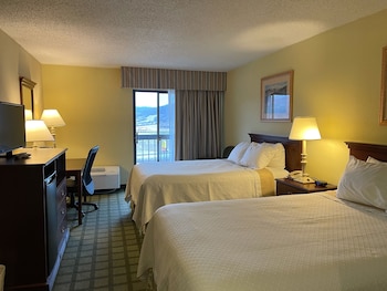 Room, 2 Double Beds, Non Smoking, Tower (North)