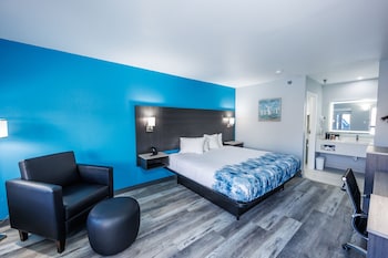 Deluxe Room, 1 King Bed, Non Smoking