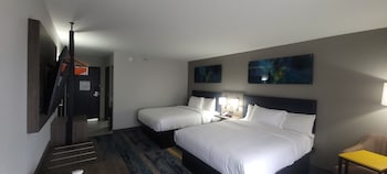 Standard Room, 2 Queen Beds, Non Smoking